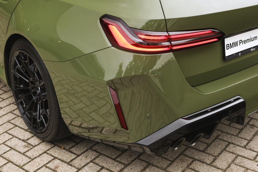 BMW M5 40