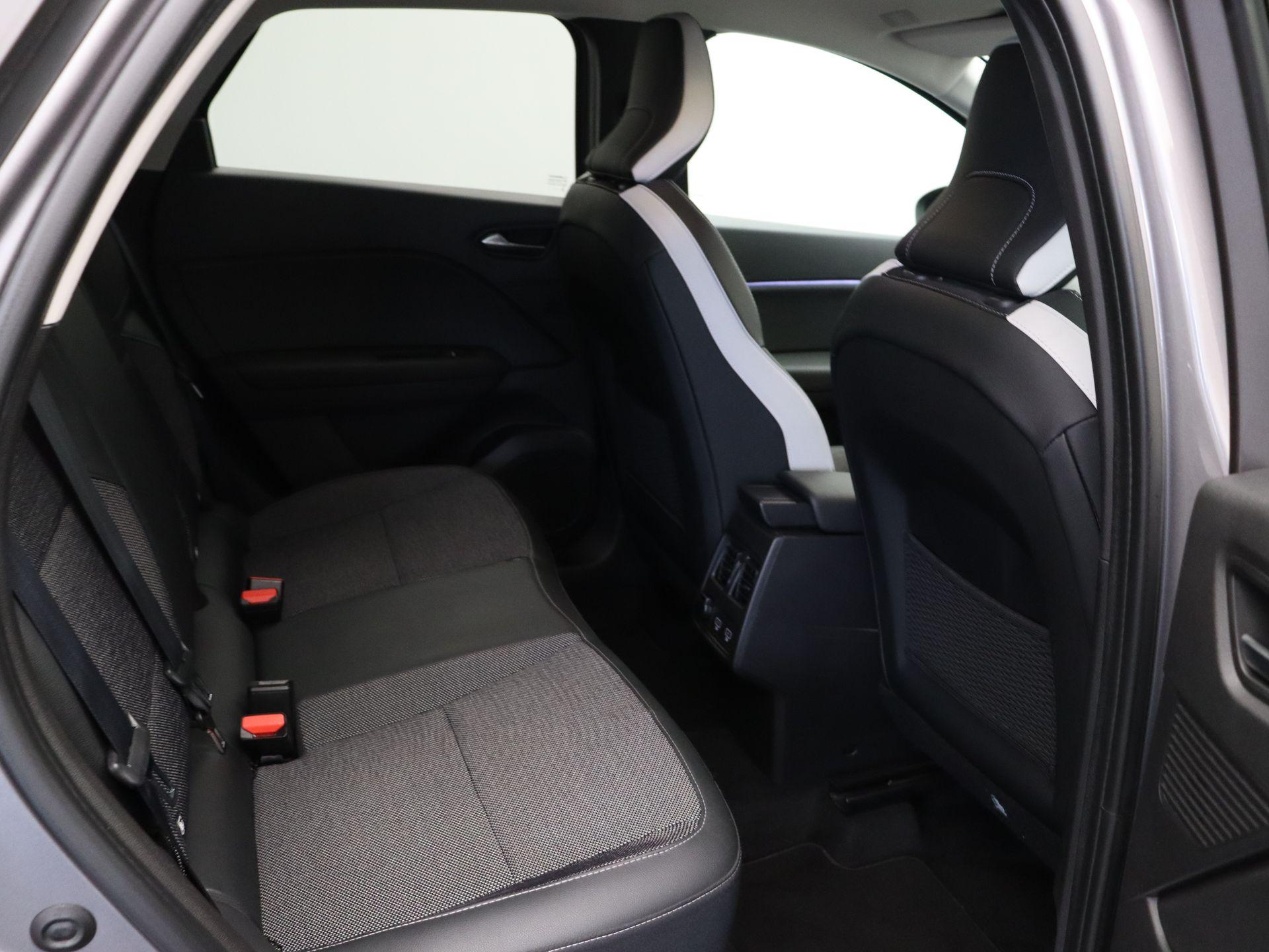 Renault Captur E-Tech Plug-in Hybrid 160pk Intens - Afbeelding 10