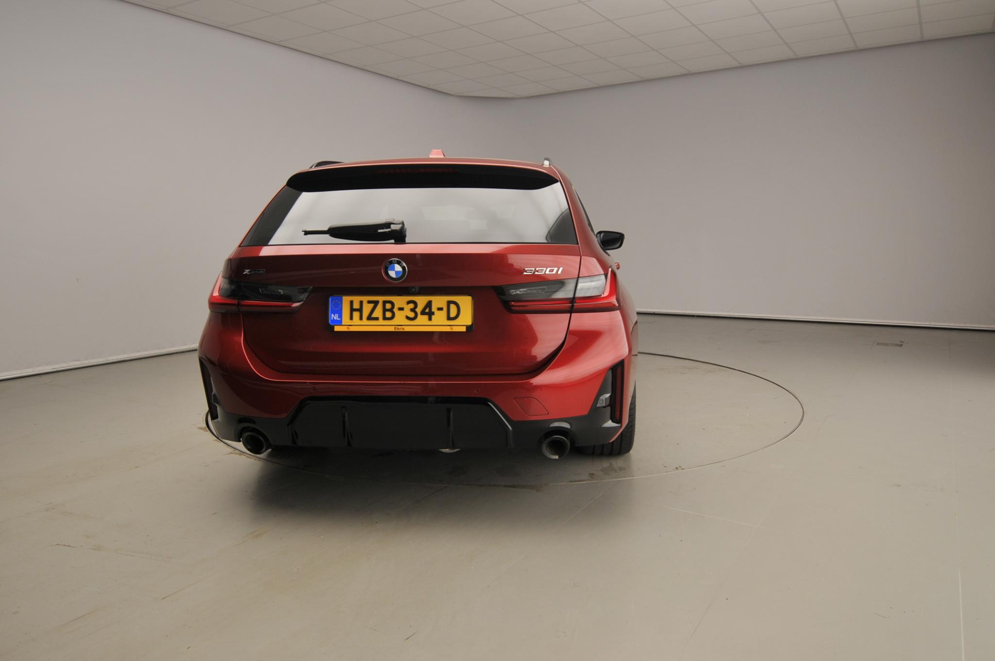 BMW 3 Serie Touring 330i xDrive - Afbeelding 3