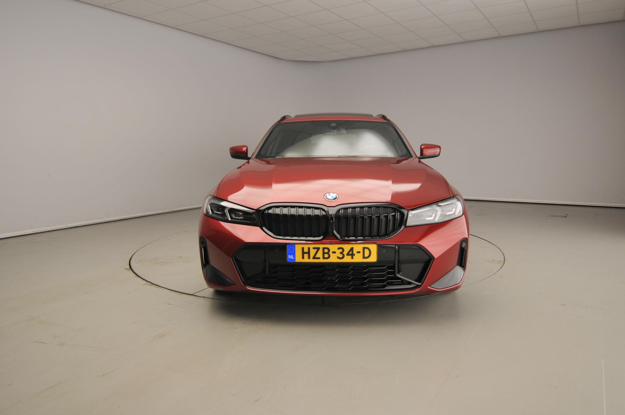 BMW 3 Serie Touring 330i xDrive - Afbeelding 5