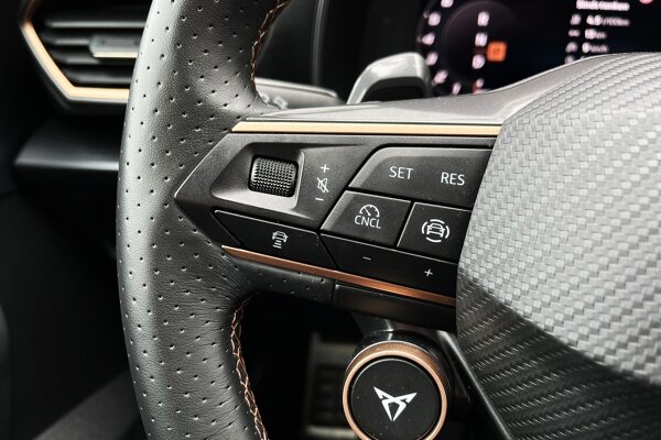 cruise control adaptief met Stop&Go en stuurhulp cruise control adaptief met Stop&Go en stuurhulp