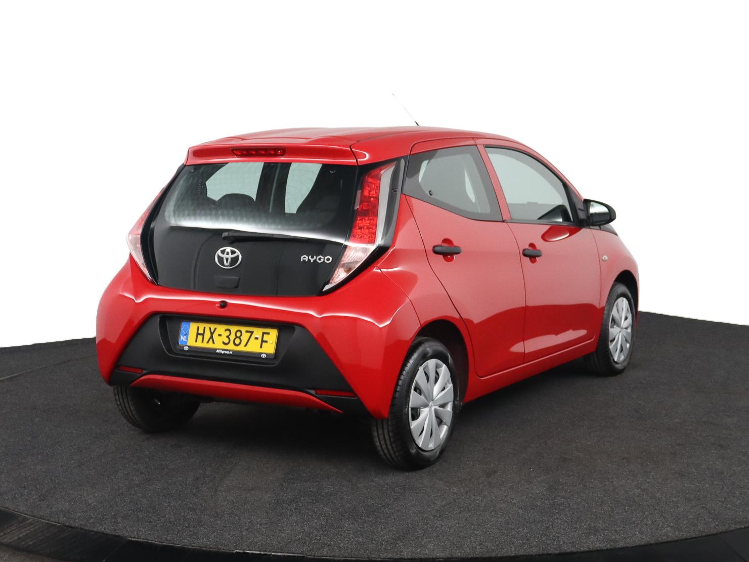 Toyota Aygo 1.0 VVT-i x-now - Afbeelding 2
