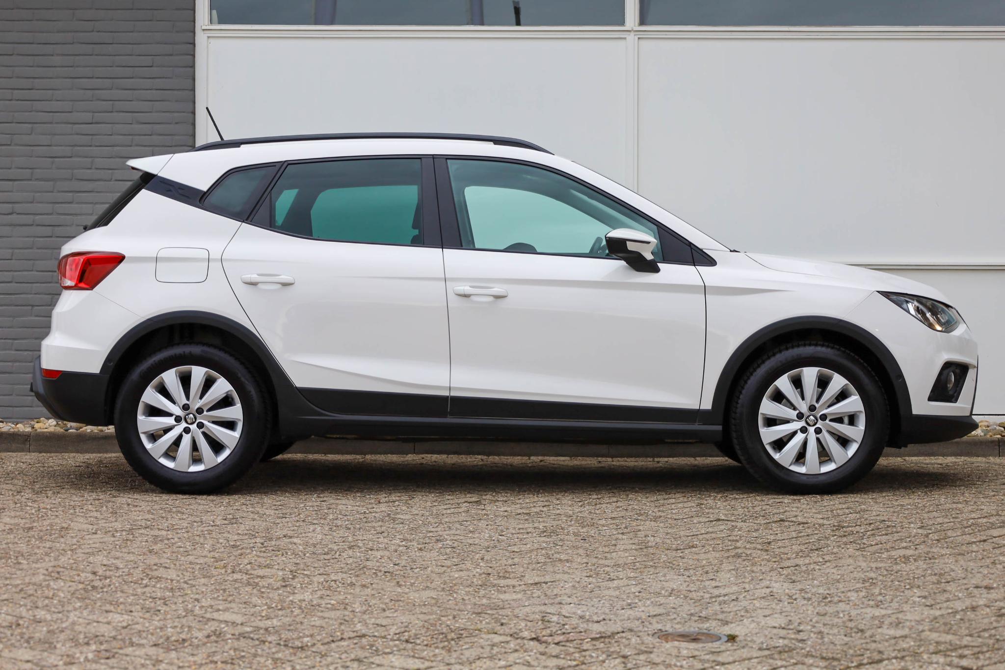 SEAT Arona 1.0 TSI 95pk Style Business Intense - Afbeelding 3