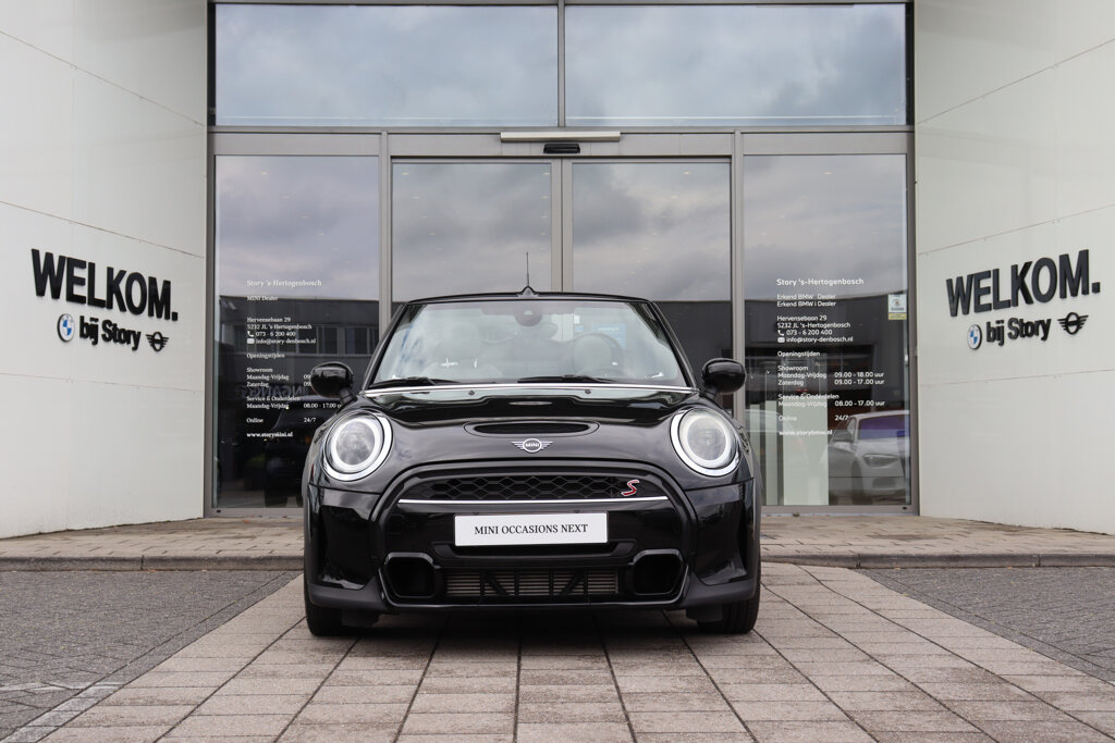 MINI Cooper S Cabrio 3