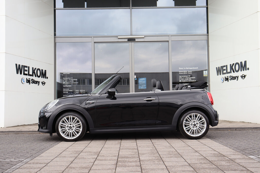 MINI Cooper S Cabrio 5