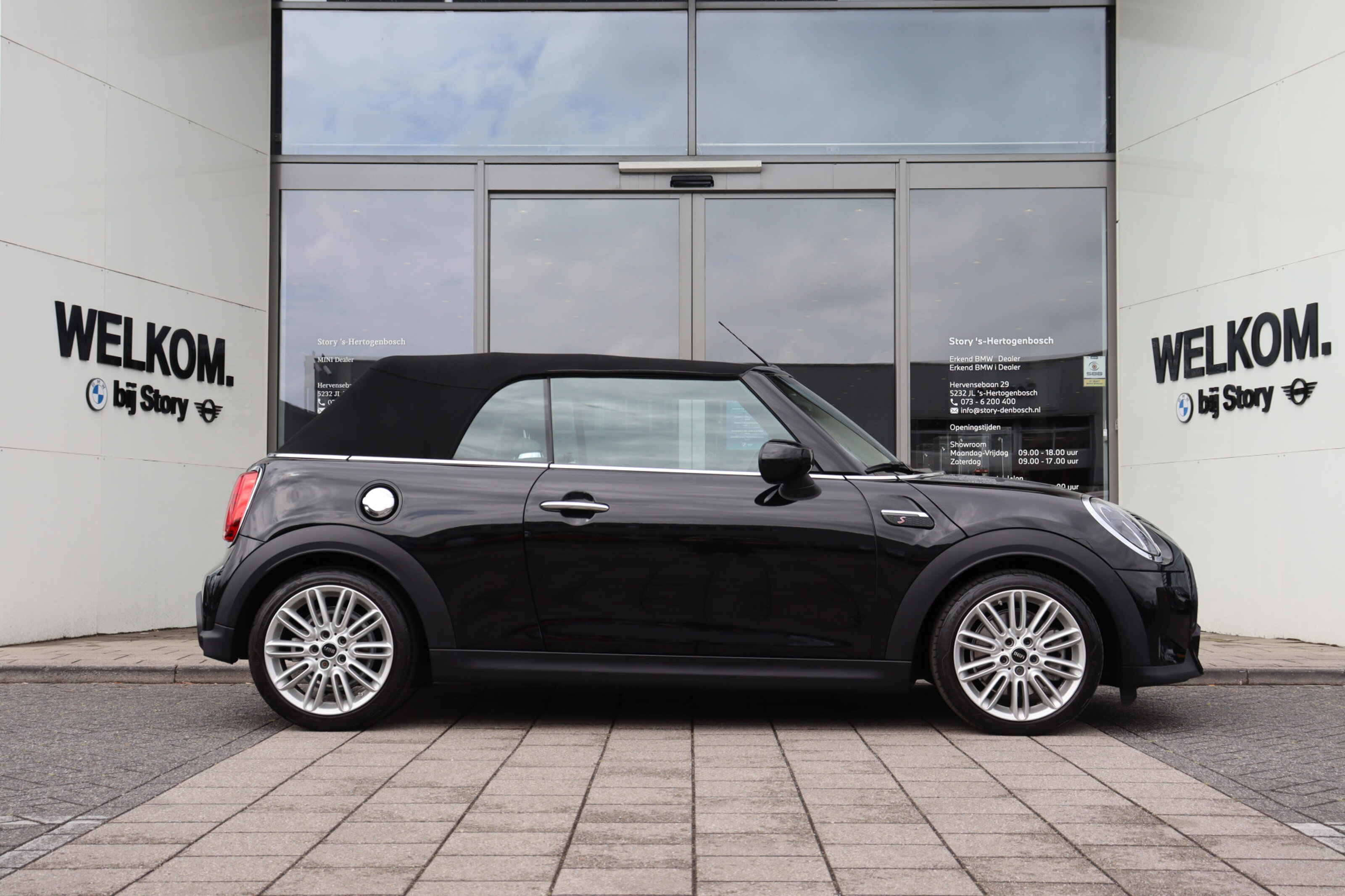 MINI Cooper S Cabrio 7