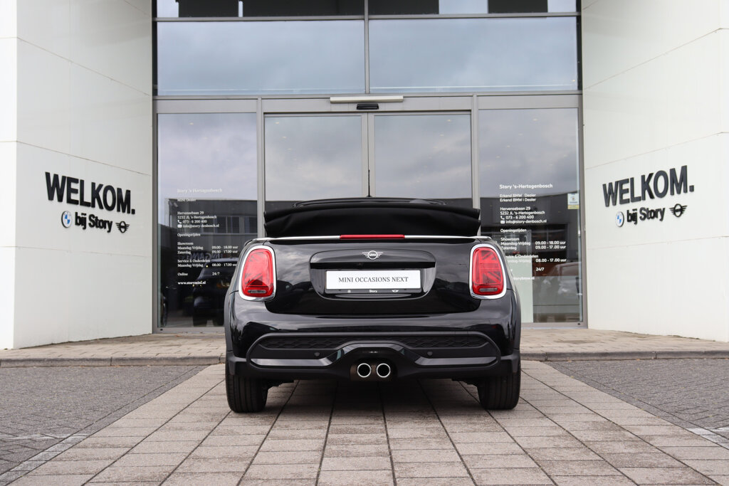 MINI Cooper S Cabrio 8
