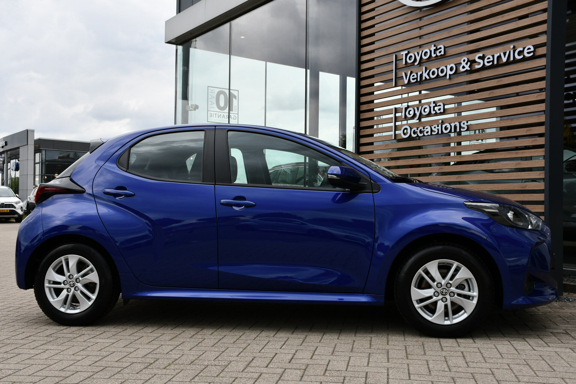 Toyota Yaris 1.5 Hybrid 115 Active Limited Automaat 116pk - Afbeelding 3