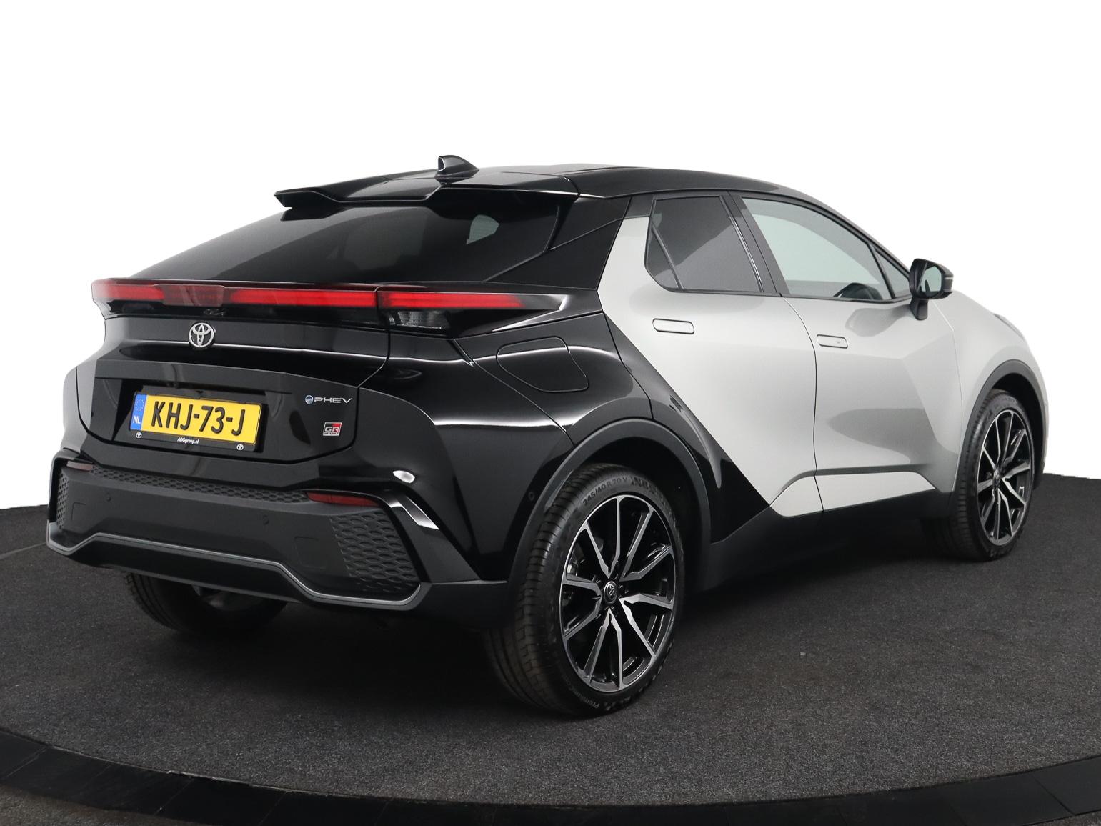 Toyota C-HR 2.0 Plug-in Hybrid 220 Premium - Afbeelding 2