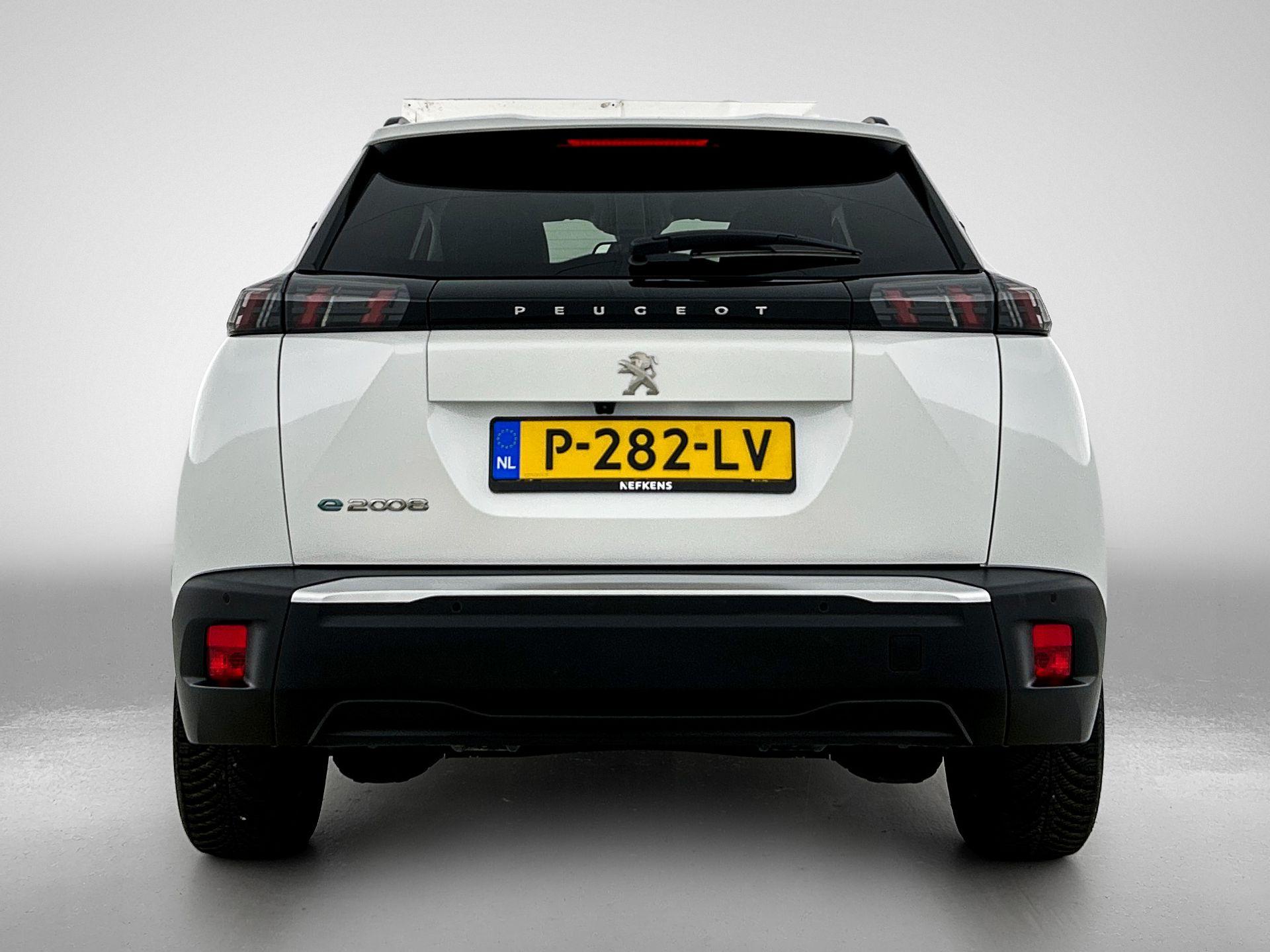Peugeot e-2008 EV Allure Pack 50 kWh 136pk Automaat - Afbeelding 4