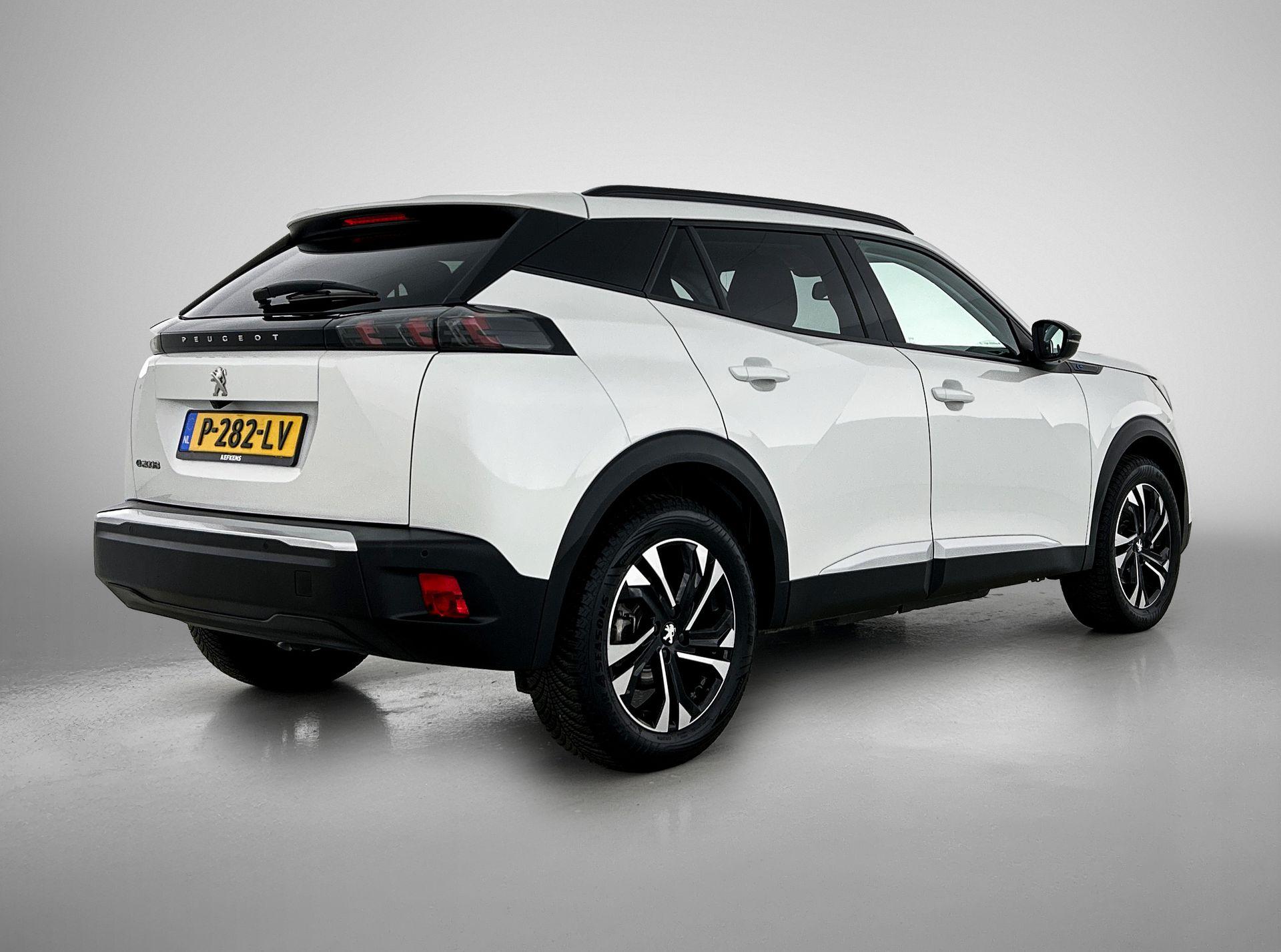 Peugeot e-2008 EV Allure Pack 50 kWh 136pk Automaat - Afbeelding 5