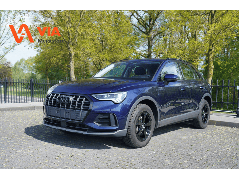 Audi Q3 Black & Blue Edition | 45e TFSi PHEV | LED | PDC | Sportstoelen | ACC | ECC | - Afbeelding 1