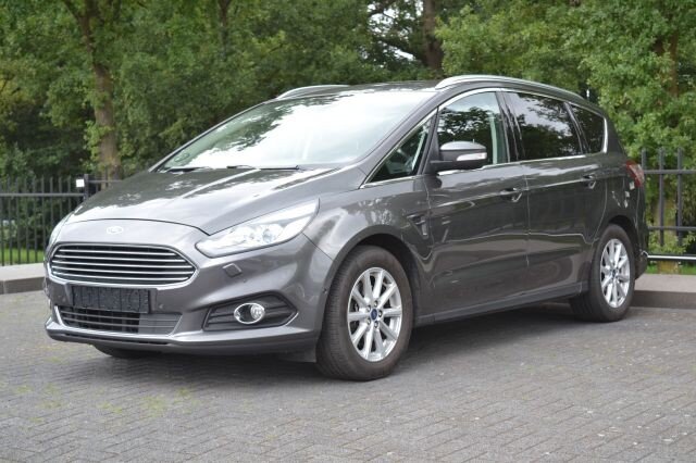 Ford S-Max 1.5 Titanium | 7 pers | Climate | Trekhaak | Xenon | 12mnd garantie