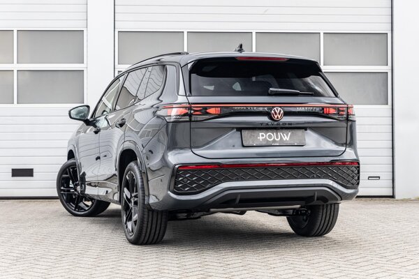 R-Line Exterieur