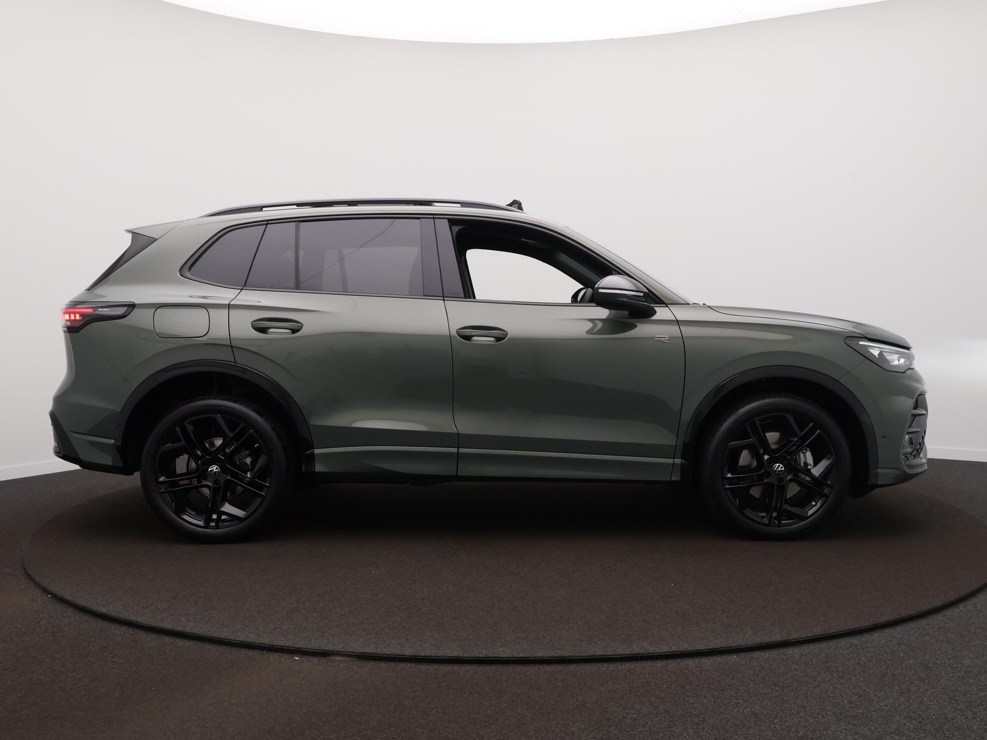 Volkswagen Tiguan R-Line Edition 1.5 eHybrid 150 kW / 204 PK SUV 6 v - Afbeelding 4