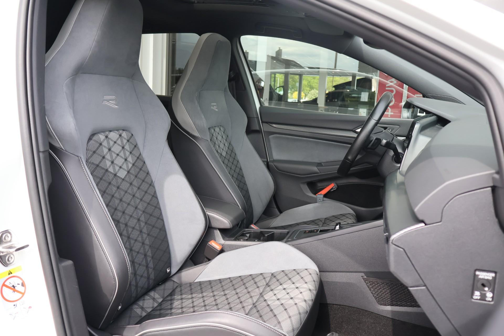 Volkswagen Golf 1.5 eTSI 150pk DSG R-Line - Afbeelding 4