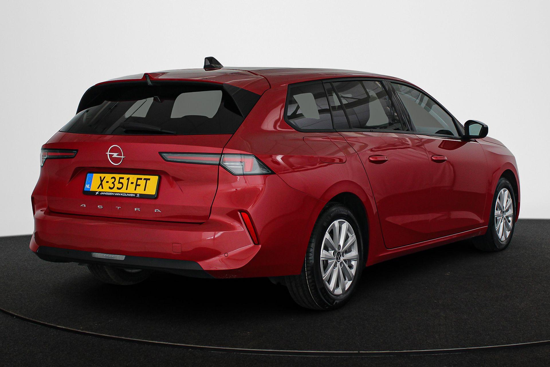 Opel Astra Sports Tourer 1.2 Level 2 - Afbeelding 3