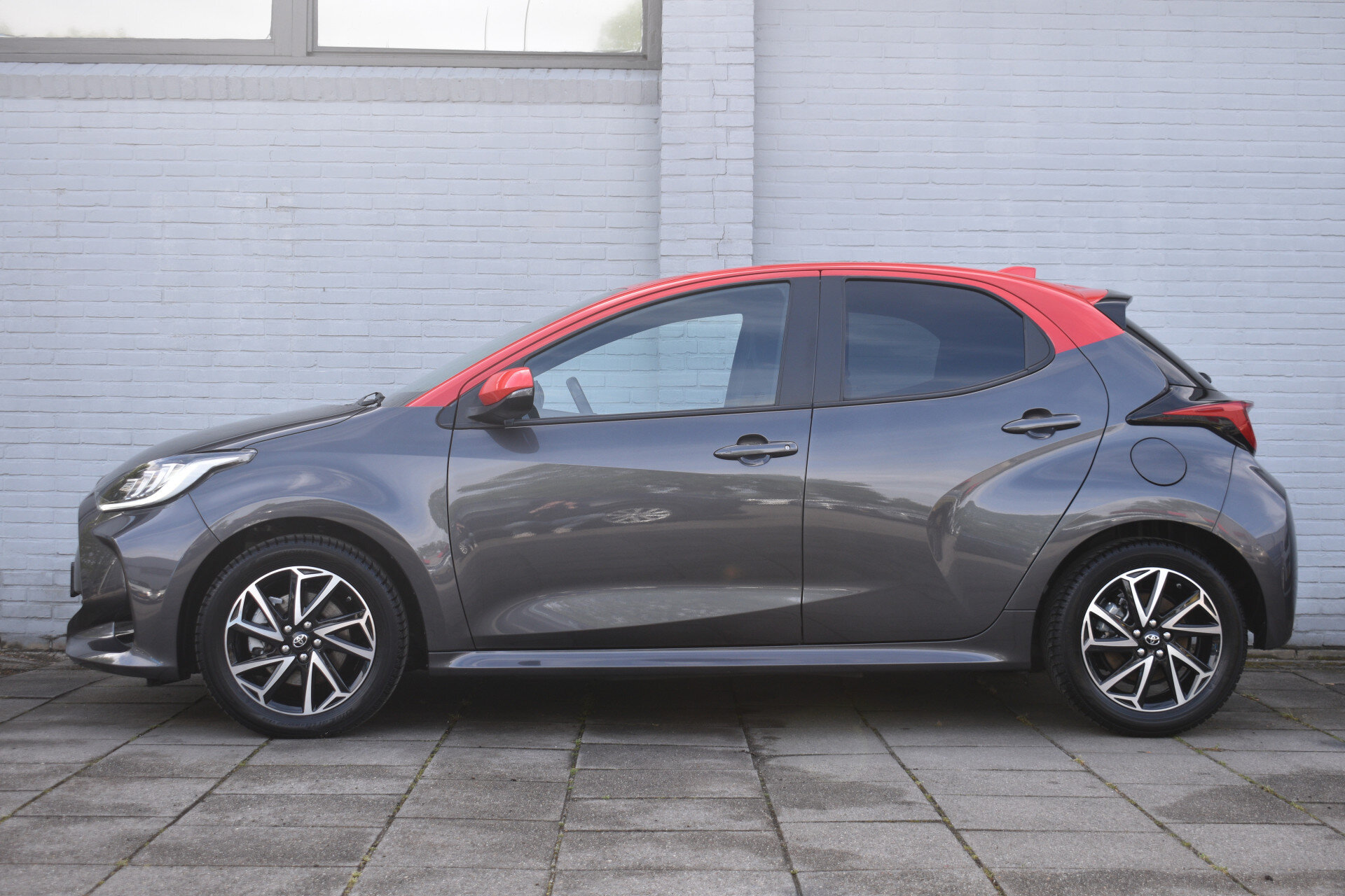 Toyota Yaris 1.5 Hybrid Tokyo Spirit Automaat 116pk - Afbeelding 3