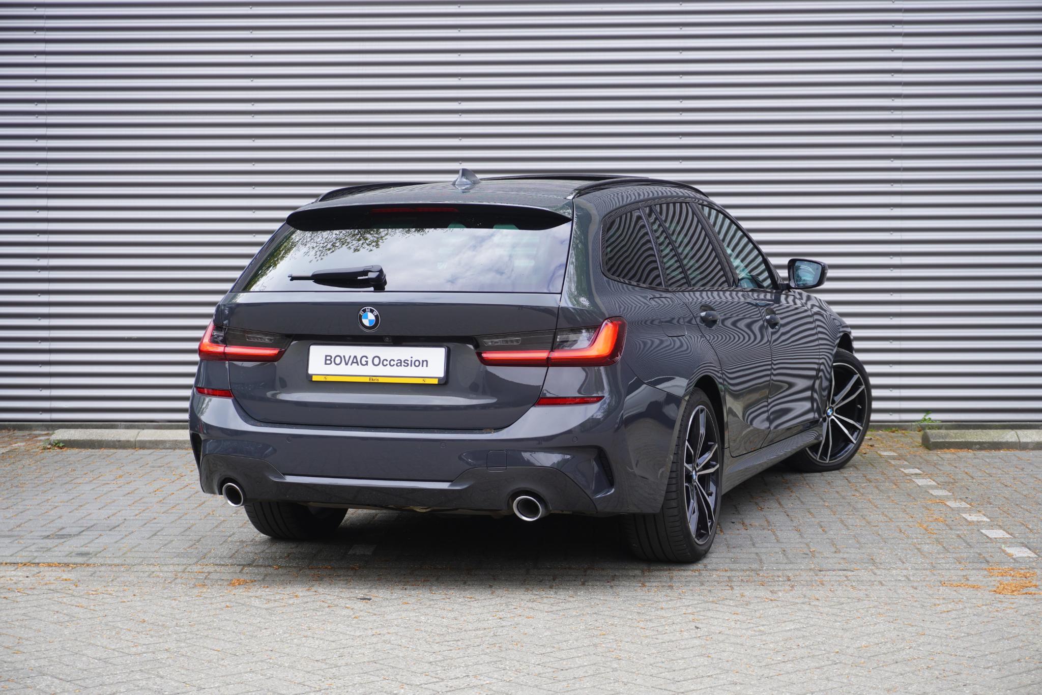 BMW 3 Serie Touring 330e xDrive - Afbeelding 2