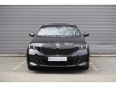 BMW 5 Serie Sedan 550e xDrive - Afbeelding 3