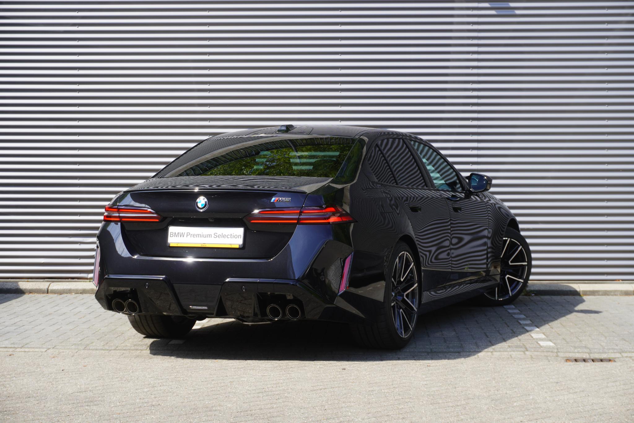 BMW M5 Sedan - Afbeelding 2