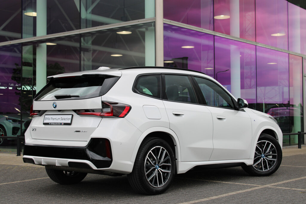 BMW X1 27