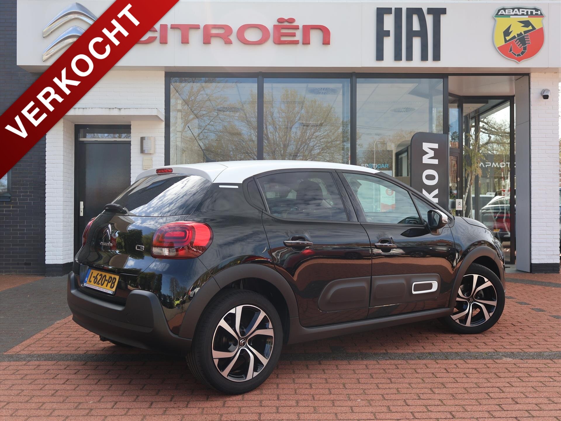 Citroën C3 PureTech 83PK S&S Shine, Rijklaarprijs | Trekhaak afn. | Navigatie | DAB+ | Achteruitrijcamera | Parkeersensoren v + a - Afbeelding 1