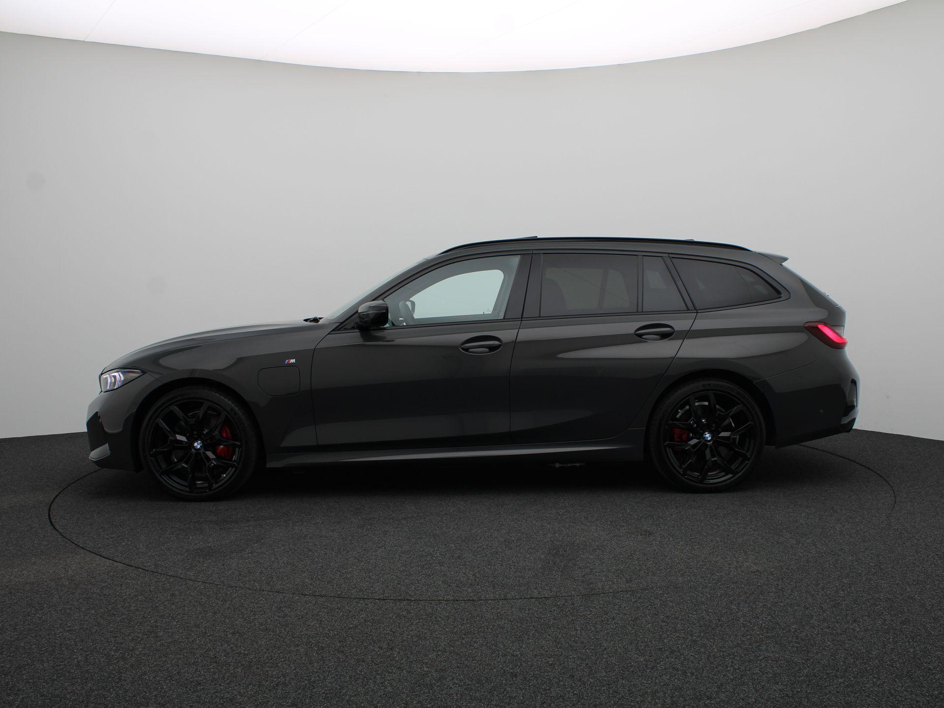 BMW 3 Serie Touring 330e - Afbeelding 4