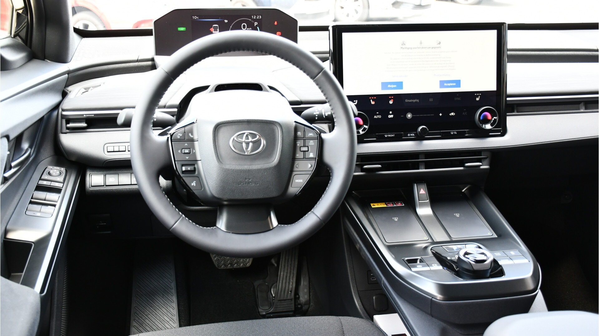Toyota C-HR+ First Edition 77 kWh automaat 224pk - Afbeelding 2