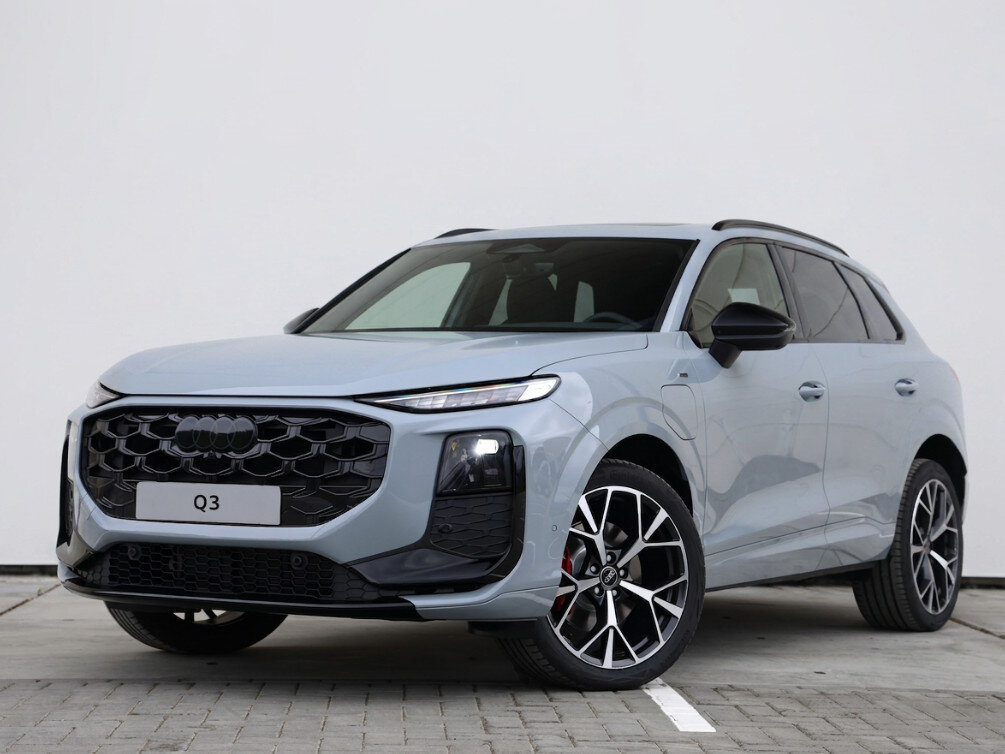 Audi Q3 S edition e-hybrid 200 kW / 272 PK SUV