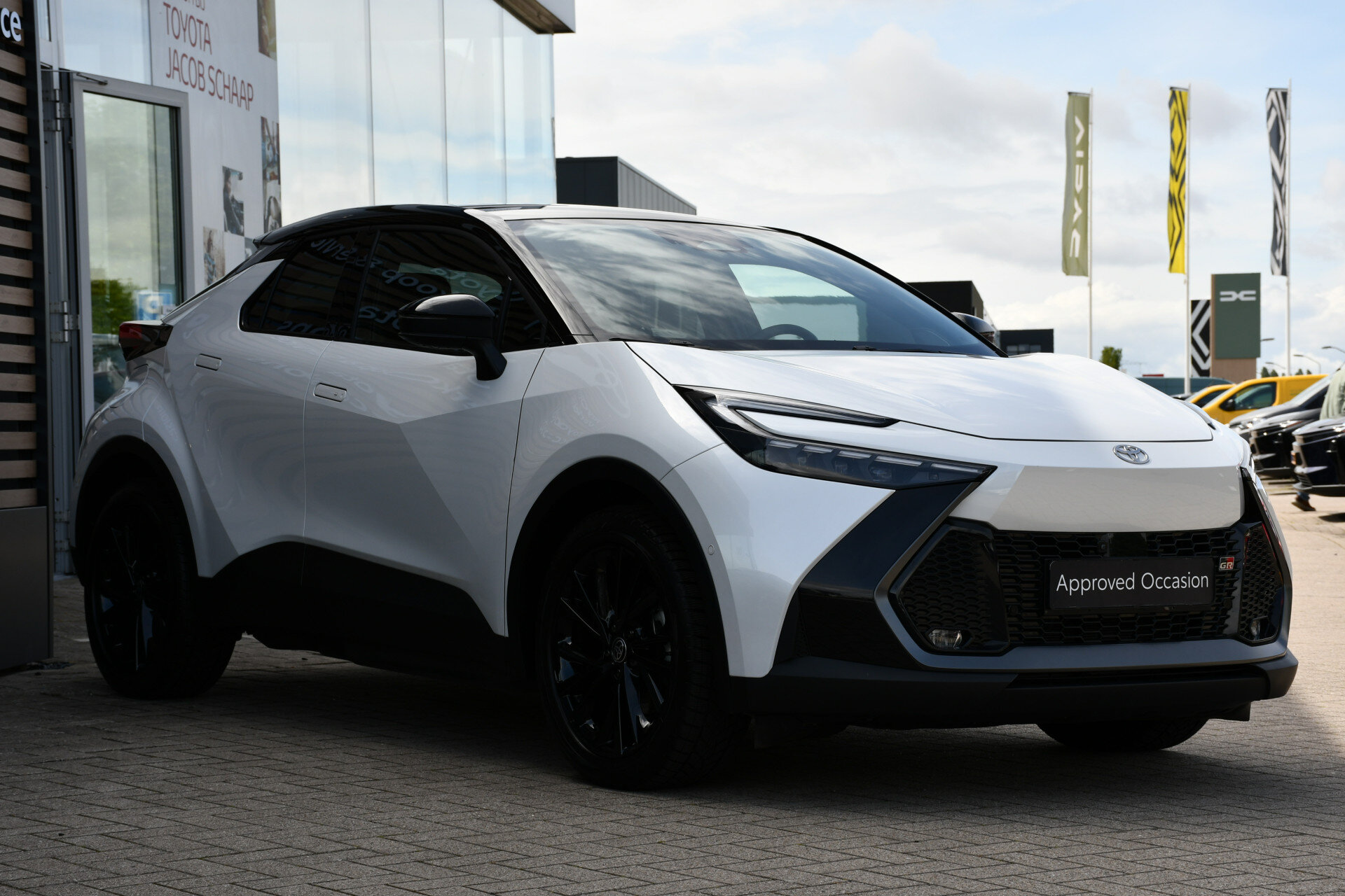 Toyota C-HR 2.0 Plug-in Hybrid 220 GR SPORT Limited Automaat 223pk - Afbeelding 3