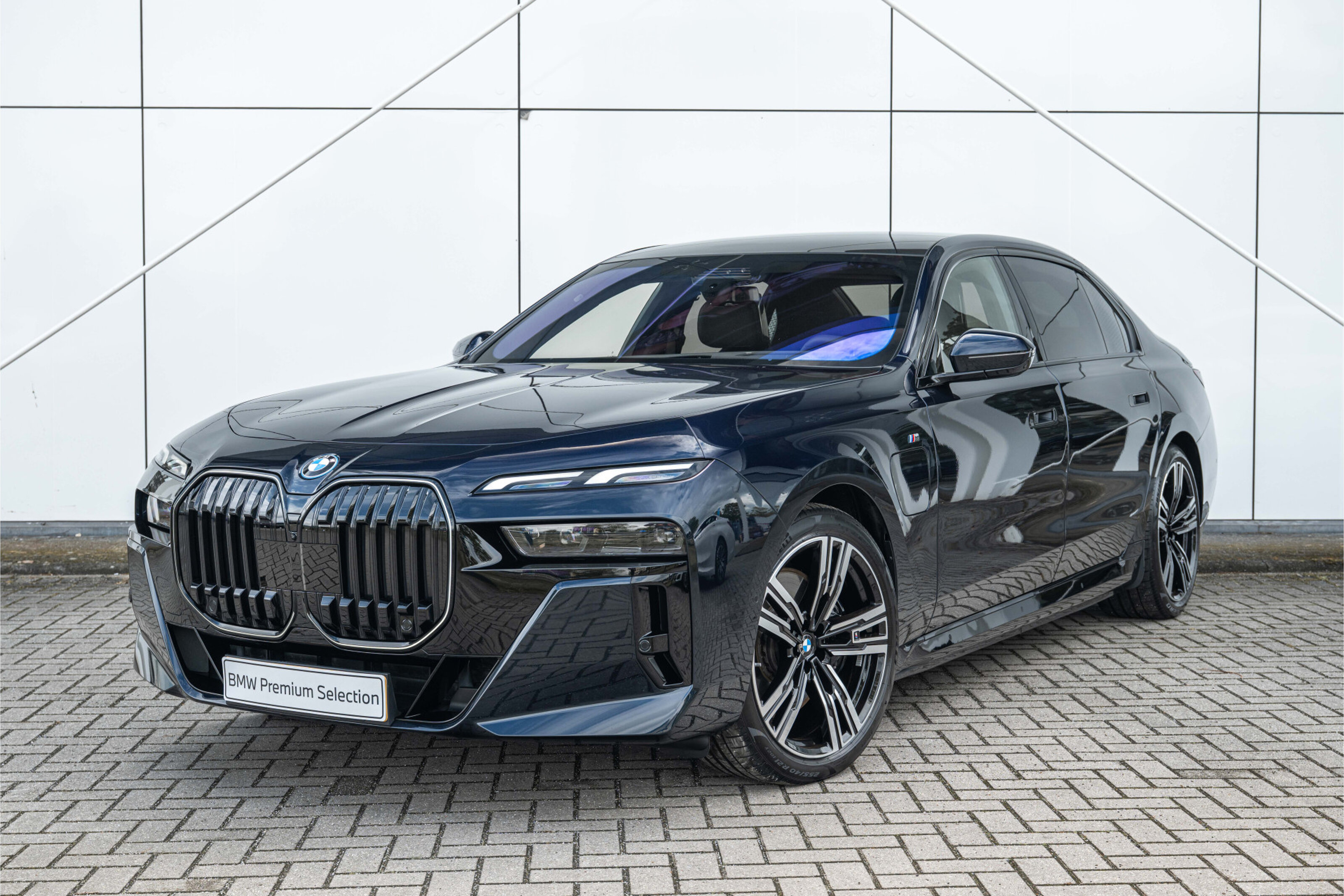 BMW 7 Serie 750e xDrive High Executive M Sport Automaat