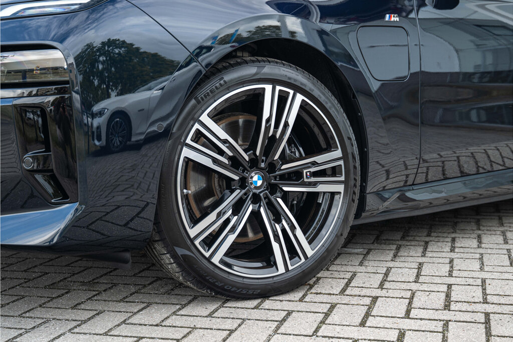 BMW 7 Serie 21