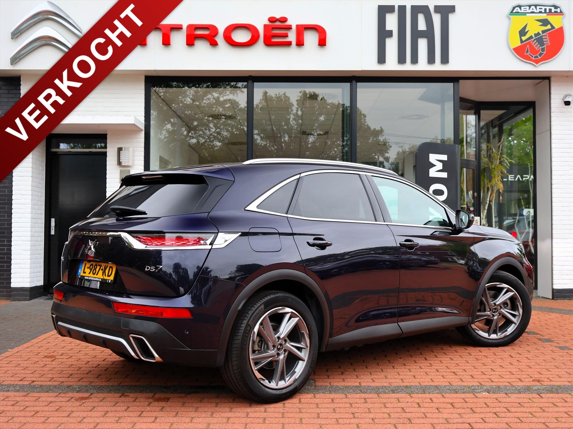 DS DS 7 Crossback E-TENSE Plug-in hybride 300PK e-EAT8 Aut. 4x4 Rivoli, Rijklaarprijs | Panoramadak | Leder | Navigatie | Adaptieve Cruise - Afbeelding 1