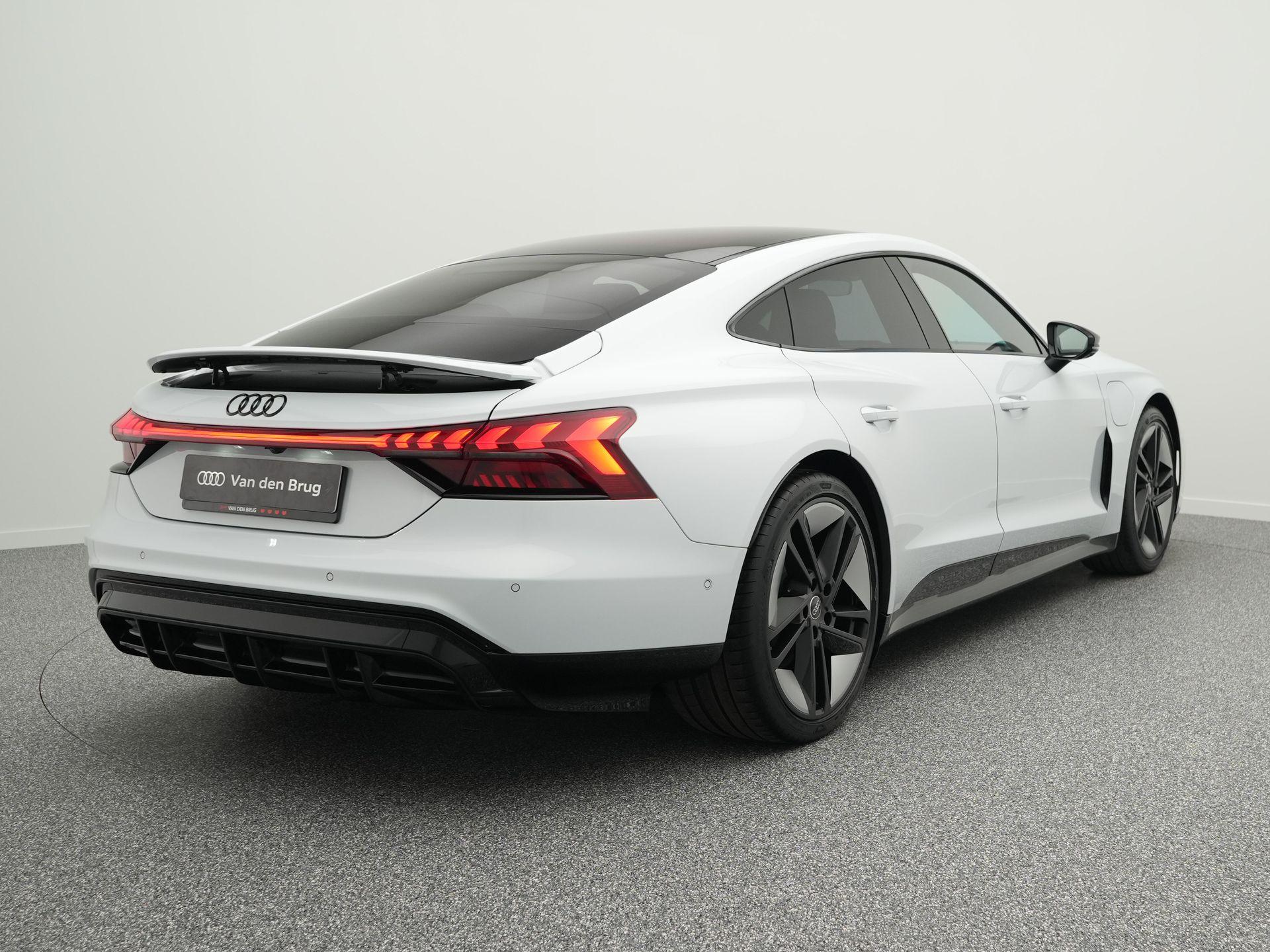 Audi e-tron GT 476 PK Competition 93 kWh - Afbeelding 3