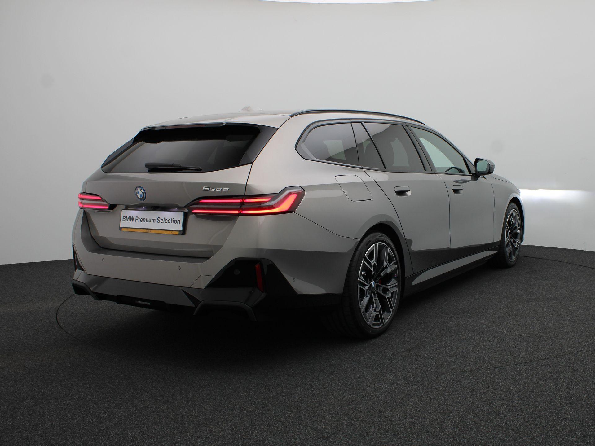 BMW 5 Serie Touring 530e - Afbeelding 2