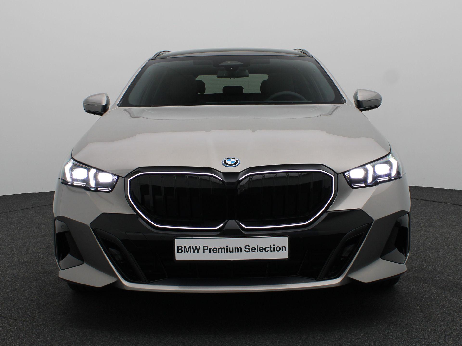 BMW 5 Serie Touring 530e - Afbeelding 3