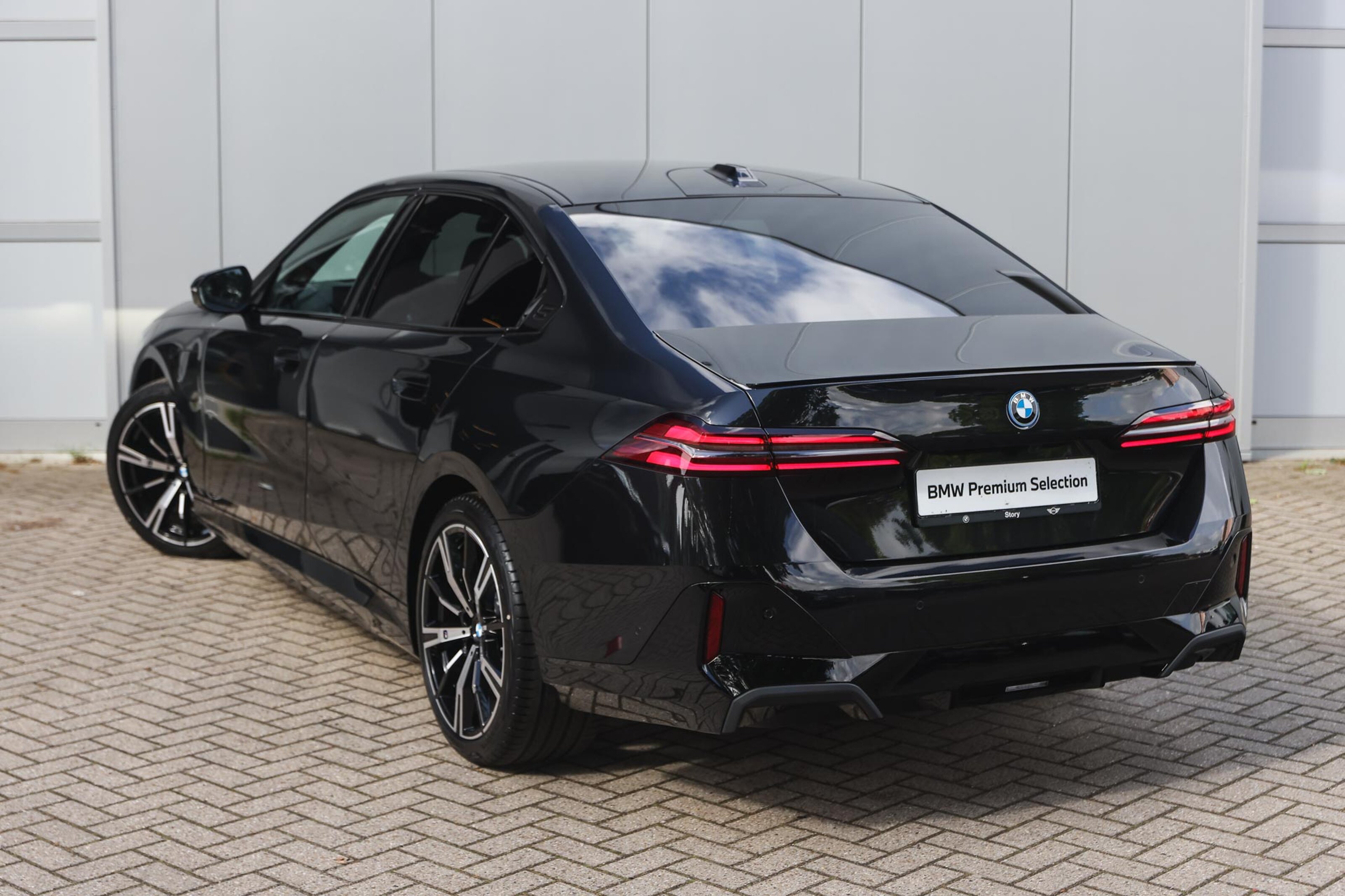 BMW 5 Serie 530e M Sport Automaat