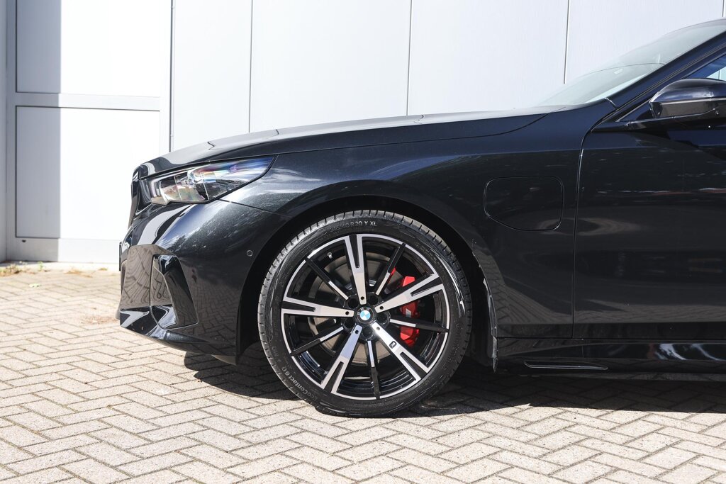BMW 5 Serie 4