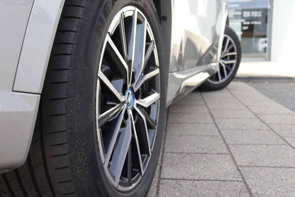 BMW X1 11