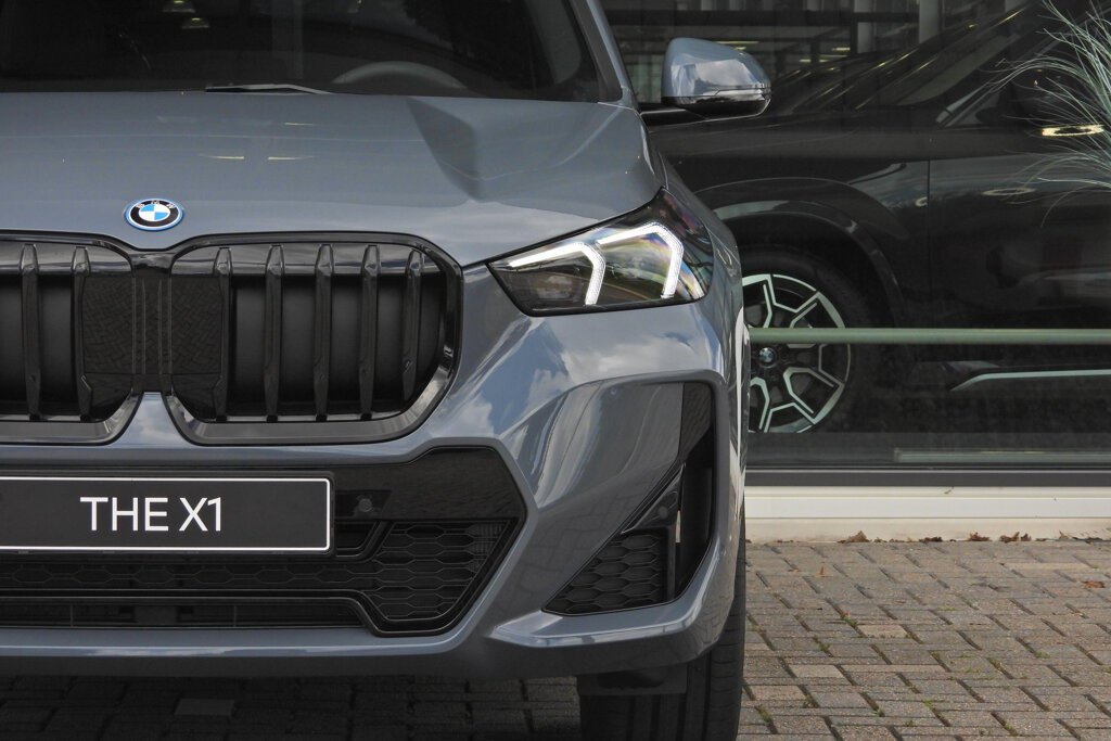 BMW X1 12