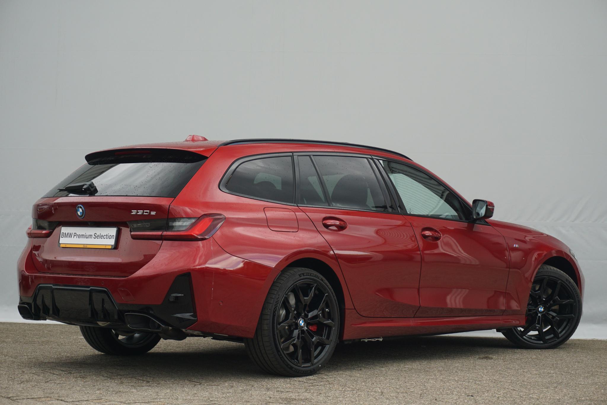 BMW 3 Serie 330e Touring - Afbeelding 2