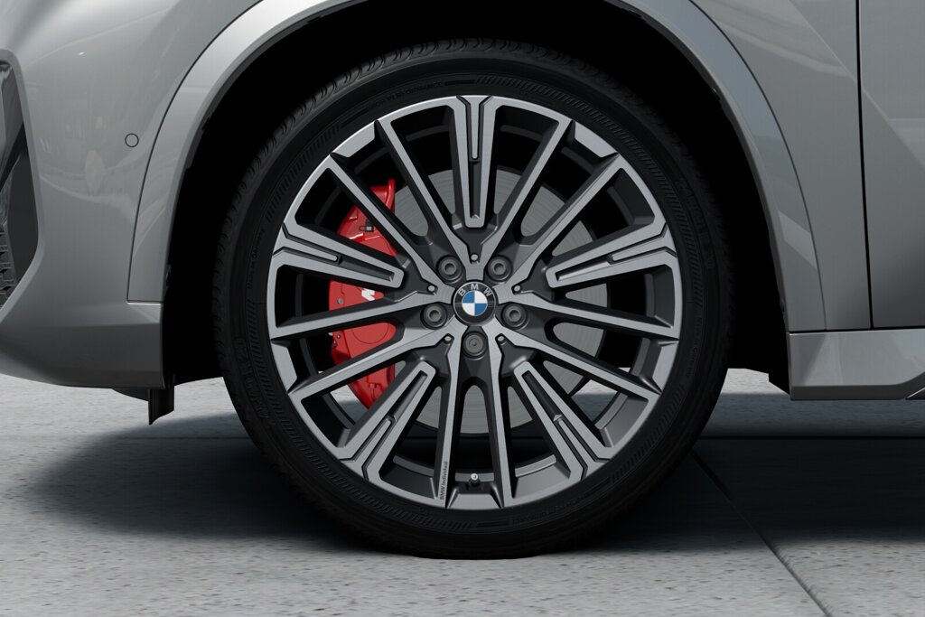BMW iX1 6