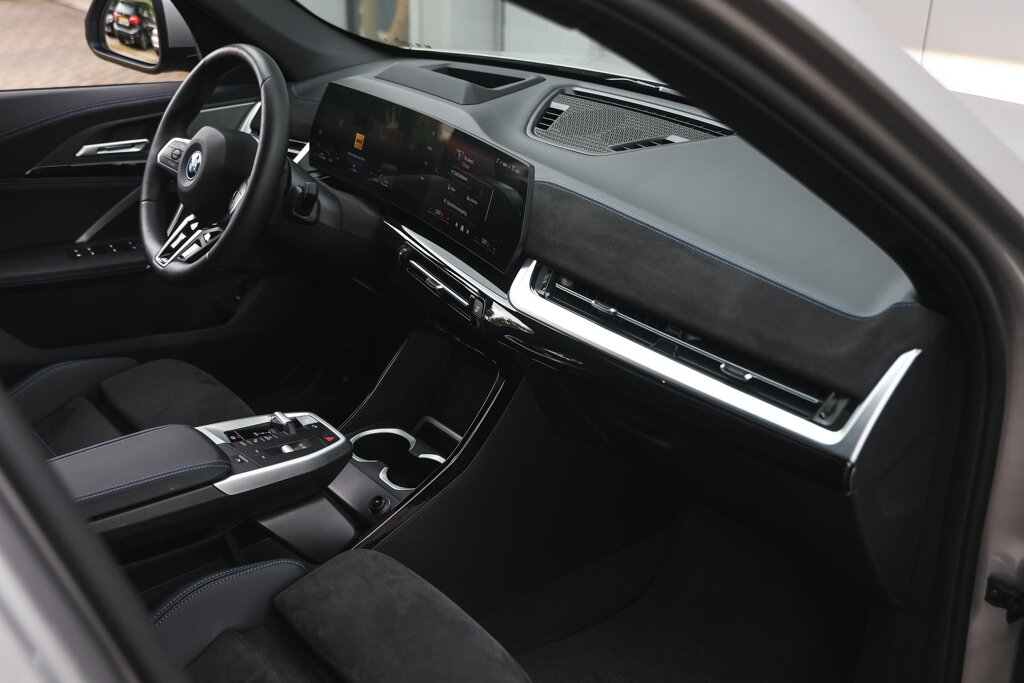 BMW X1 11