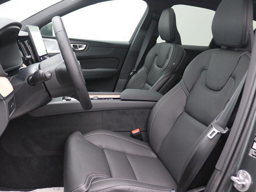 Volvo XC60 2.0 T8 Plug-in hybrid AWD Ultra Dark Exec. Ed. Panoramadak, Trek - Obraz 5