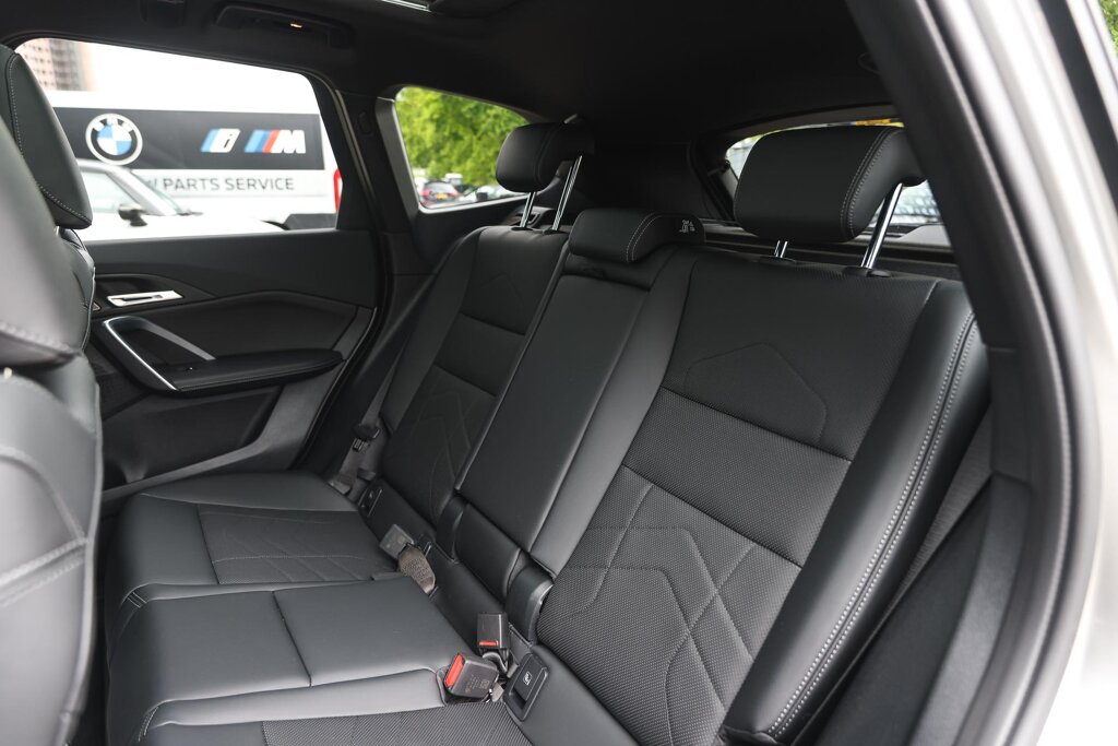 BMW X1 12