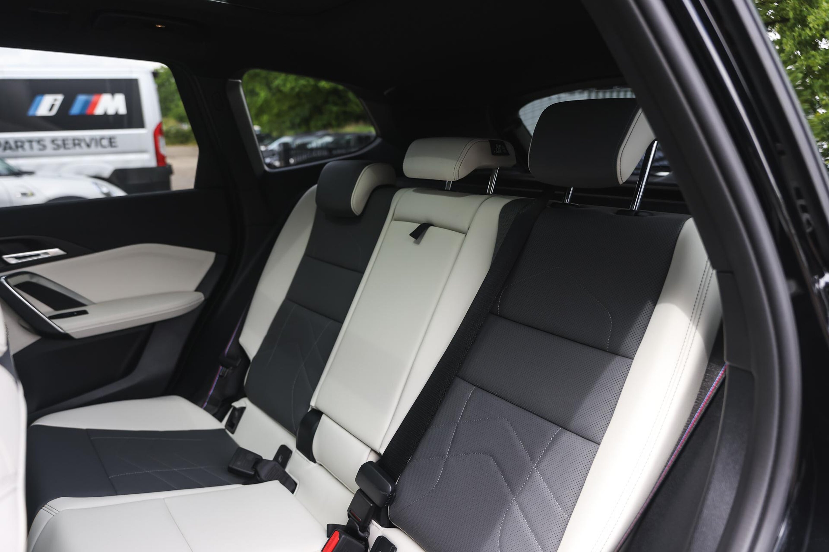 BMW X1 6