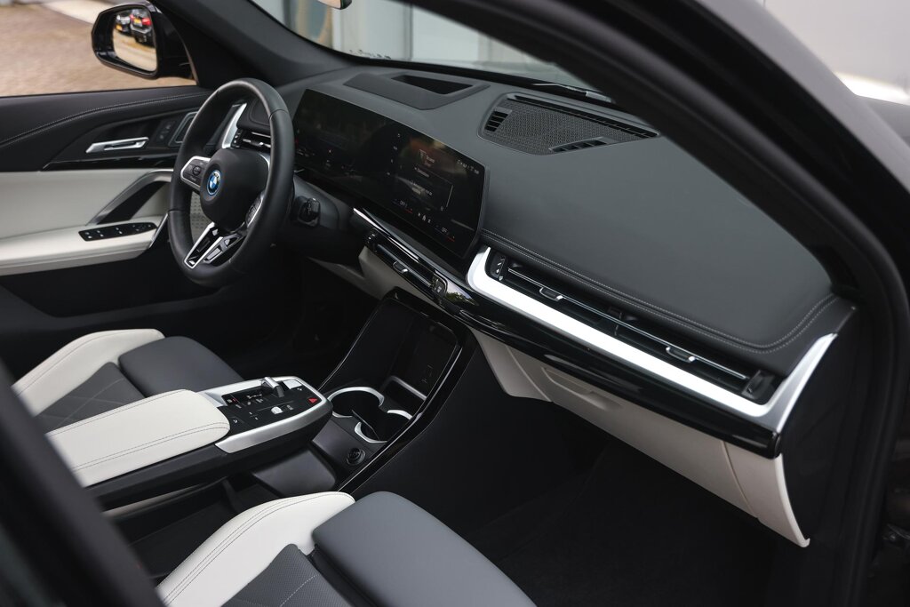 BMW X1 12
