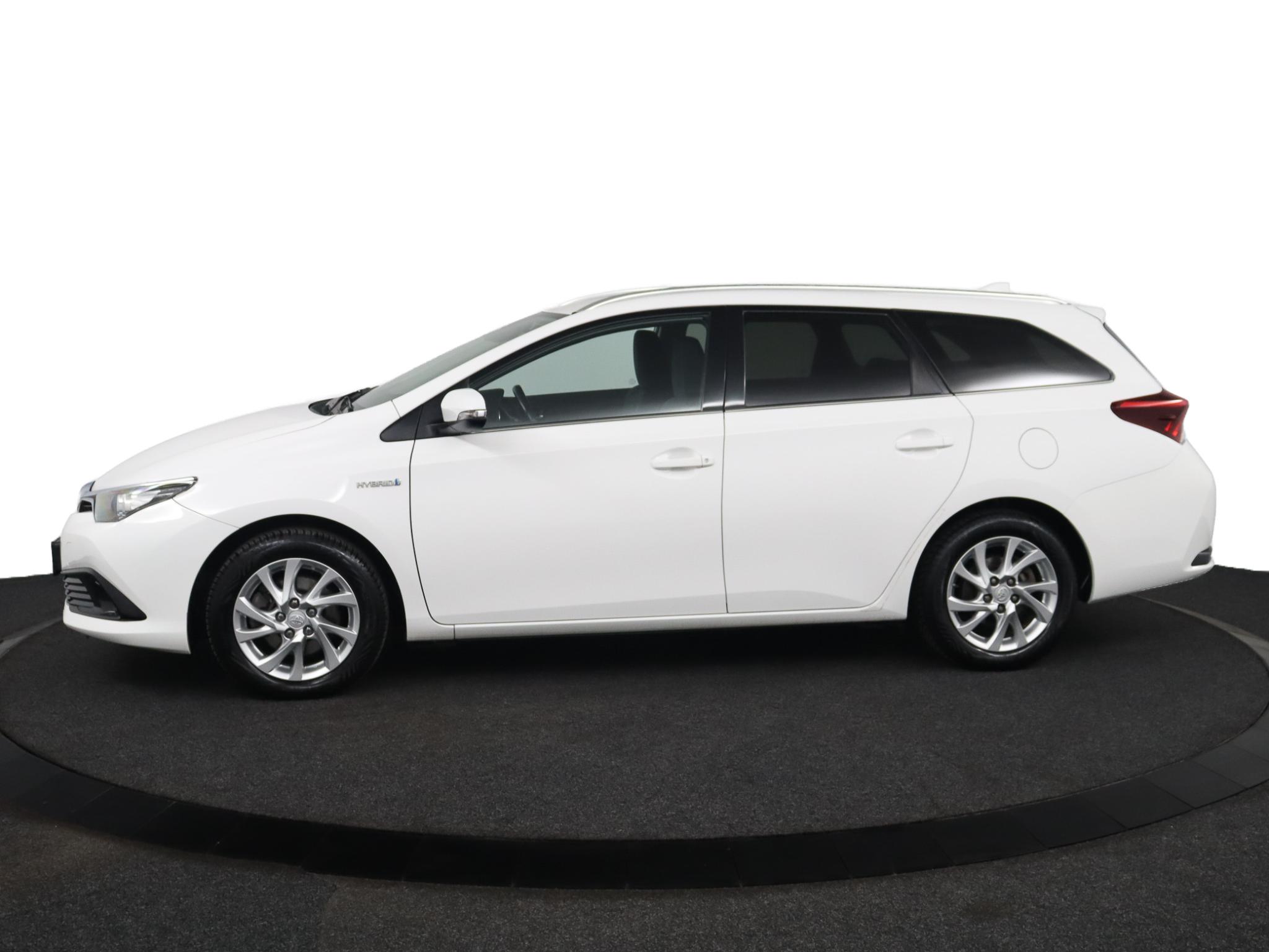 Toyota Auris Touring Sports 1.8 Hybrid Dynamic Go - Afbeelding 3