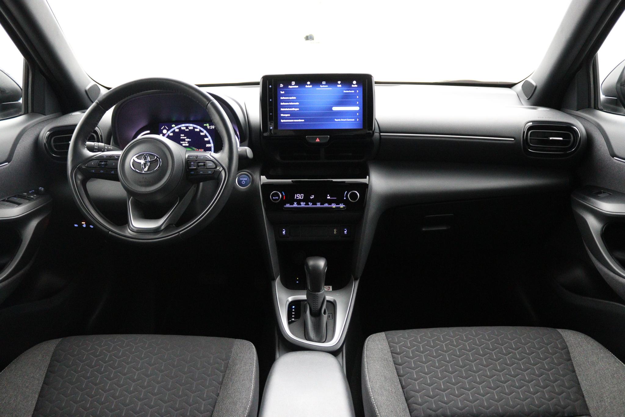 Toyota Yaris Cross 1.5 Hybrid Dynamic Comfort Pack - Afbeelding 4